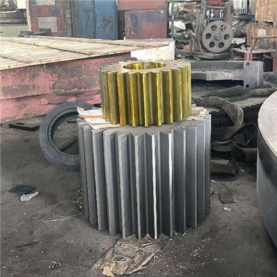 Pinion pentru cuptor rotativ